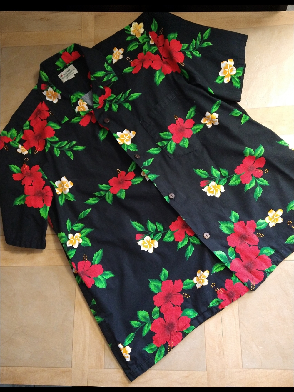 XL Men's Black Hawaiian Button-Down Shirt with Red & Yellow Floral Print